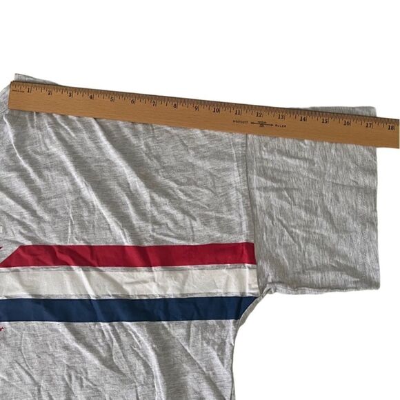 Disney Patriotic Red White & Blue USA Mickey Mouse Gray Top Women's Size XL - Picture 2 of 7